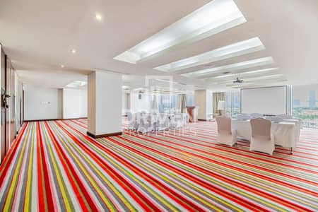 Office for Rent in Business Bay, Dubai - Cozy and Fitted Office Space | Well Maintained