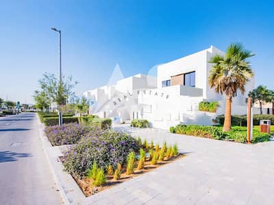 4 Bedroom Villa for Sale in Yas Island, Abu Dhabi - WhatsApp Image 2024-12-17 at 15.23. 45. jpeg