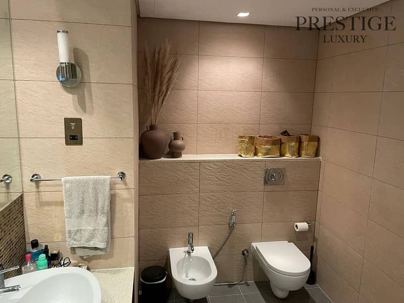 11 4M bedroom toilet. jpg