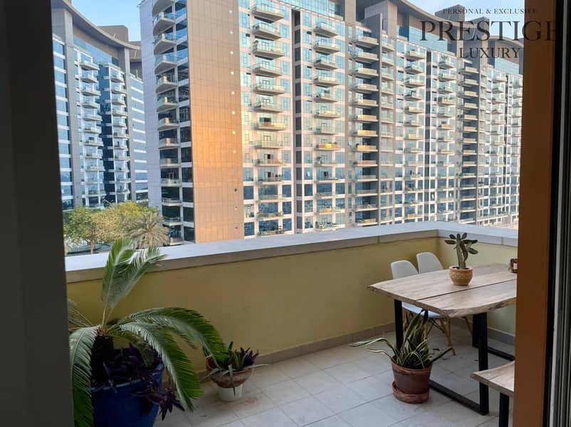 20 Balcony 7. jpg