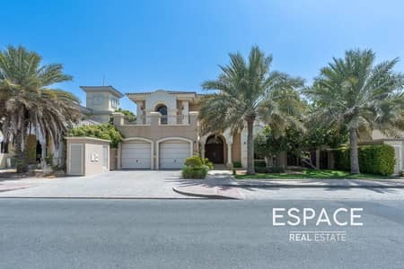 4 Bedroom Villa for Sale in Palm Jumeirah, Dubai - High Number | Atrium | Atlantis View