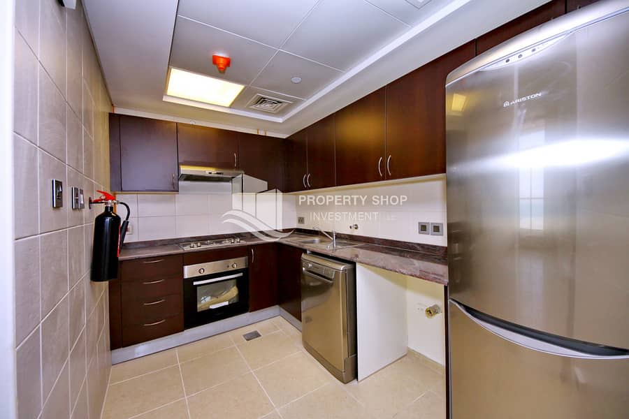 8 2-bedroom-apartment-al-reem-island-shams-abu-dhabi-mangrove-place-kitchen. JPG