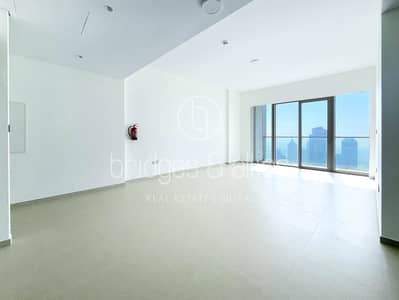 2 Bedroom Apartment for Rent in Downtown Dubai, Dubai - JUST VACANT | HIGH FLOOR | SEA VIEW | BRIGHT UNIT 2 Bedroom Apartment for Rent in Downtown Dubai, Dubai - JUST VACANT | HIGH FLOOR | SEA VIEW | BRIGHT UNIT