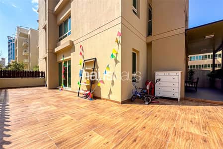 2 Bedroom Flat for Sale in The Greens, Dubai - 05 Series | Vacant On Transfer | Fully Upgraded
