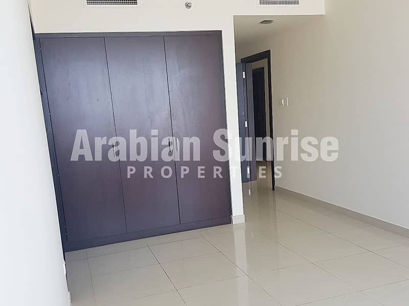 7 Sun-tower-1BR-1612A-1014sft-Bedroom. jpg