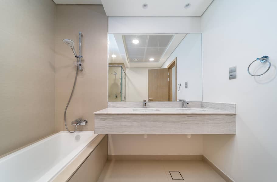 15 Manazil Al Barsha Villa 14 _ 4 BR -19. jpg