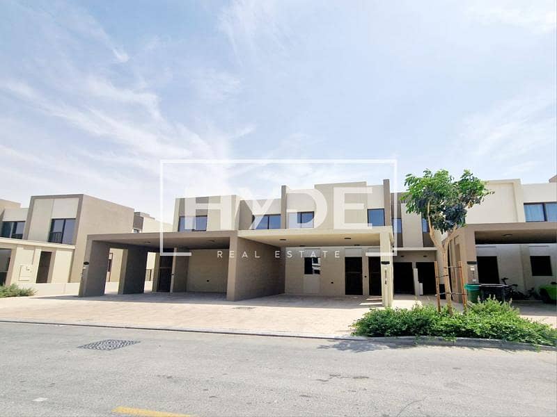 La Violeta 1 | Park Backing | 3 Bed Plus Maid La Violeta 1 | Park Backing | 3 Bed Plus Maid