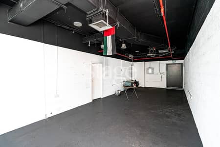 Office for Rent in Business Bay, Dubai - Partial Lake View | Vacant | Semi Fitted Office