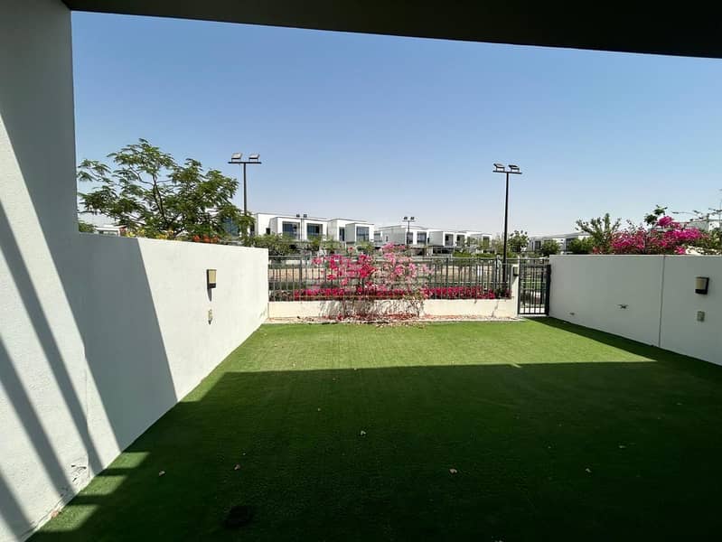 5 WhatsApp Image 2025-04-28 at 1.46. 25 PM. jpeg