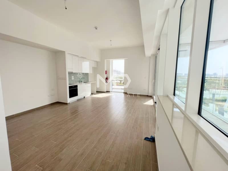 Corner Studio | Great Amenities | Prime Location Corner Studio | Great Amenities | Prime Location