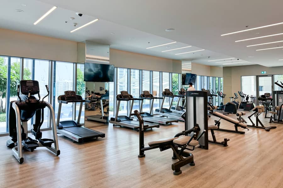 Luxurious Living 3 Bedroom at Harbour Views - Image 27