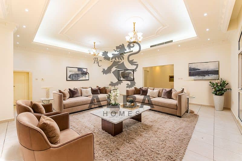 2 IMG_2825-HDR - Living Room - Luxury - 15. jpg