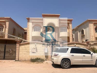 Here's the English version of the villa rental ad:  ---  **Luxury Villa for Rent in Al Mowaihat 3  Citizen Electricity**   **Property Features:** -