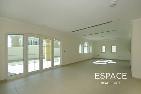 Quiet Location - Well Maintained - Spacio