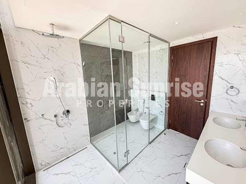 12 Jubail-Island-4BR-Villa-2334-bathroom. jpg