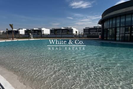4 Bedroom Villa for Rent in Dubai South, Dubai - 8 Cheques | Appliances Included | Large Plot