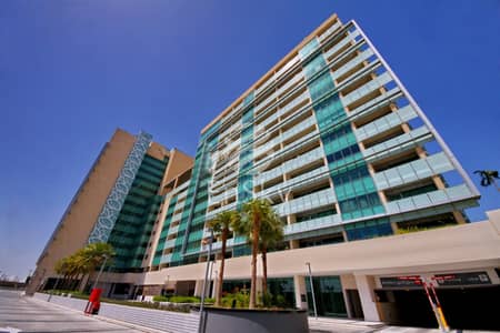 4 Bedroom Apartment for Sale in Al Raha Beach, Abu Dhabi - 4BHK+M  U/G Covered Parking/Access to Beach/Pools