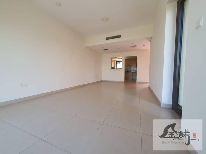 10 92e49d86-69ac-4257-99cc-bd61db0bb704. jpg