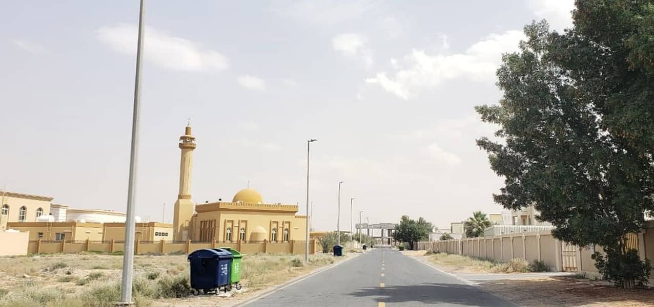 7 muwaileh-cover-options-20200408-1Ar123 (1). jpg