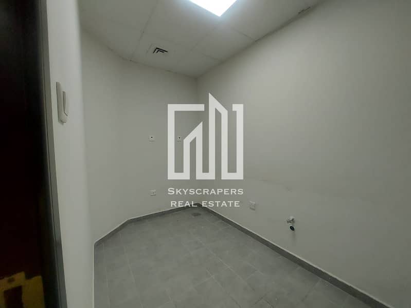 12 29d6baf3-f201-4e98-b1ad-dfb21f8180e0. jpeg