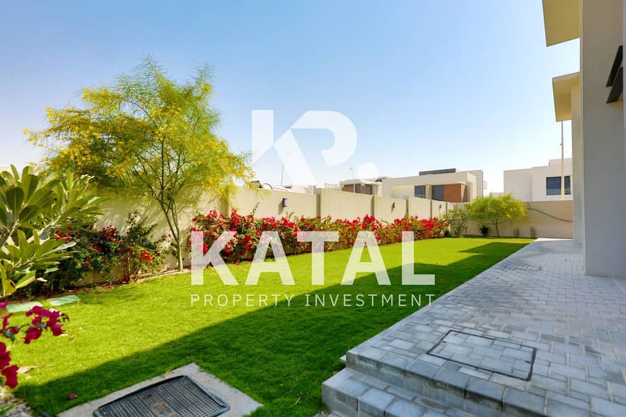 West Yas, Yas Island, Villa for Sale, 4 bedroom villa for sale, Yas Mall, Yas Waterfront, Yas Island Abu Dhabi 004. jpg West Yas, Yas Island, Villa for Sale, 4 bedroom villa for sale, Yas Mall, Yas Waterfront, Yas Island Abu Dhabi 004. jpg