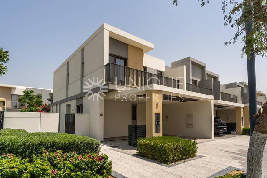 位于蒂拉尔阿尔加夫综合社区,伊兰住宅区 4 卧室的联排别墅 4800000 AED - 11490681 位于蒂拉尔阿尔加夫综合社区,伊兰住宅区 4 卧室的联排别墅 4800000 AED - 11490681
