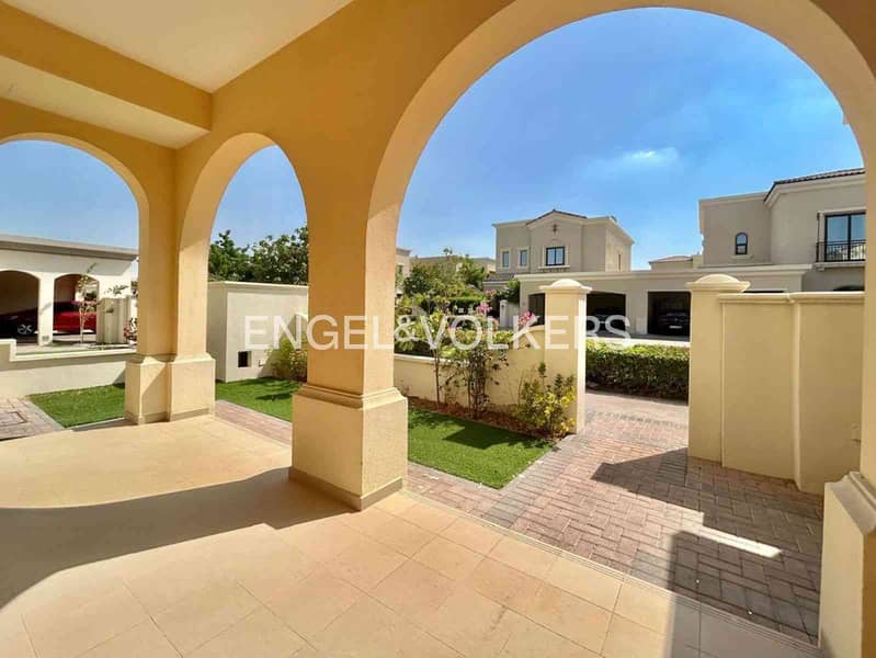 Vacant now | Quiet location | Large Plot Vacant now | Quiet location | Large Plot