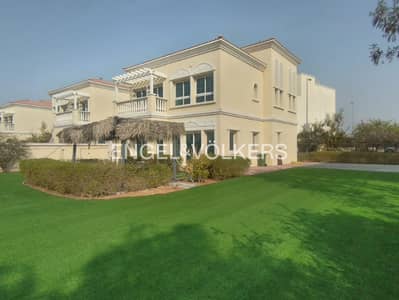 2 Bedroom Villa for Rent in Jumeirah Village Triangle (JVT), Dubai - Vacant | Large Garden | Upgraded | 1 Month Free