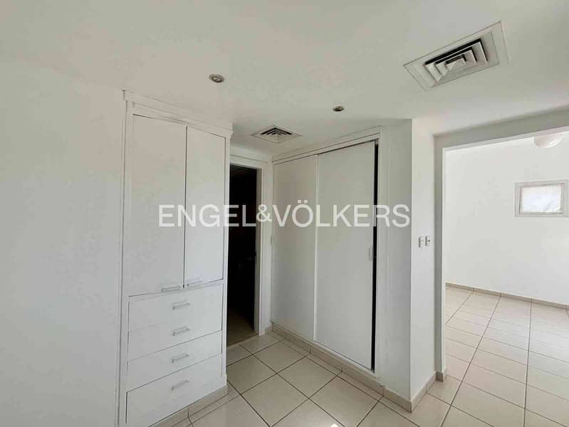 Extended 2E|Upgraded|Pool View|Huge Garden