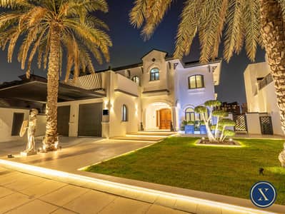 5 Bedroom Villa for Rent in Palm Jumeirah, Dubai - Renovated | Beachfront | Short Term Option