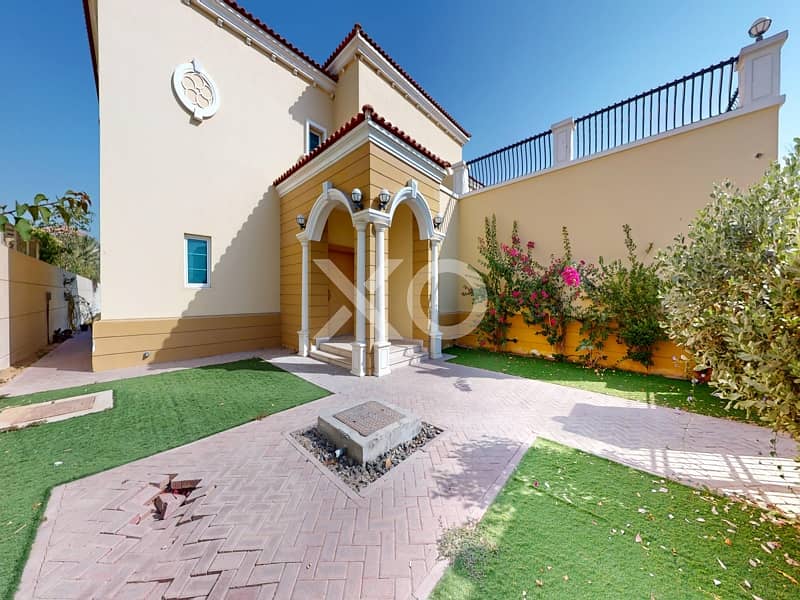 HUGE PLOT | VACANT VILLA | READY TO MOVE
