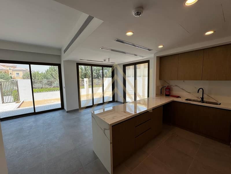 Brand New| Corner Unit | Ready to move in Brand New| Corner Unit | Ready to move in
