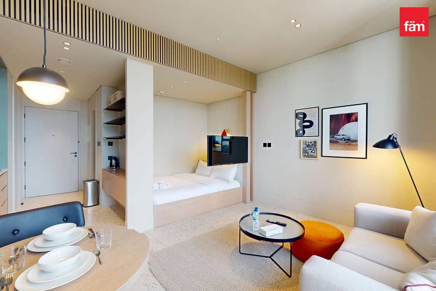 Top Amenities | Burj Khalifa View | Digital Nomad Spot