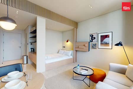 Studio for Rent in Business Bay, Dubai - Top Amenities | Burj Khalifa View | Digital Nomad Spot