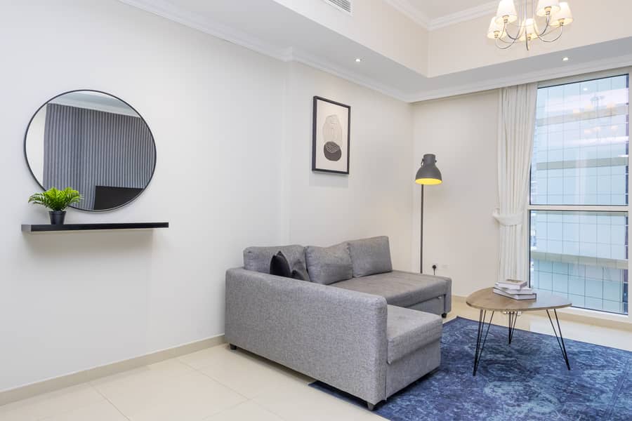 2 Livingroom (2). JPG