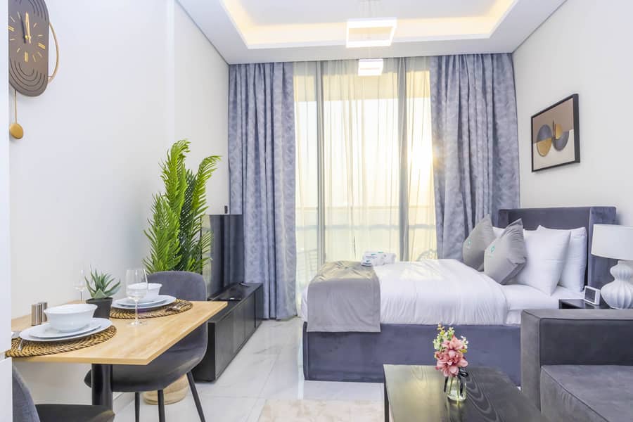2 Livingroom - Bed - Dining. JPG