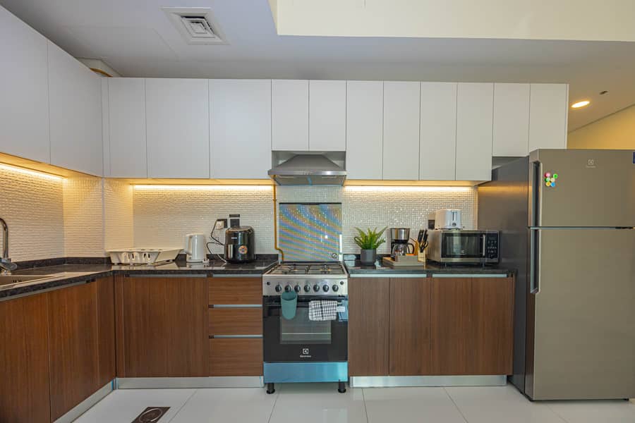 5 Kitchen 3. jpg