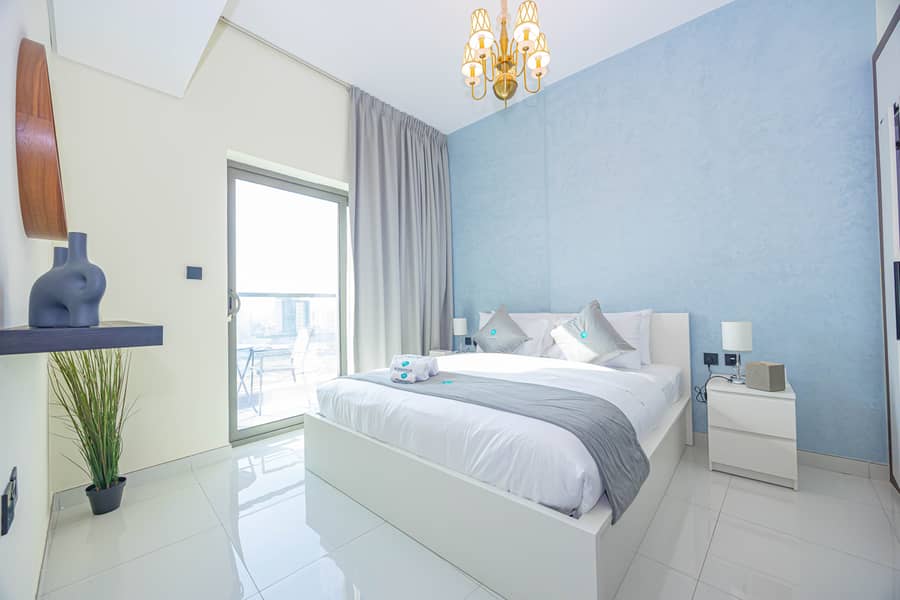 10 Bedroom 1. jpg