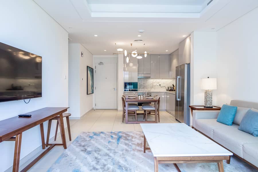 6 Livingroom - Dining 2. jpg
