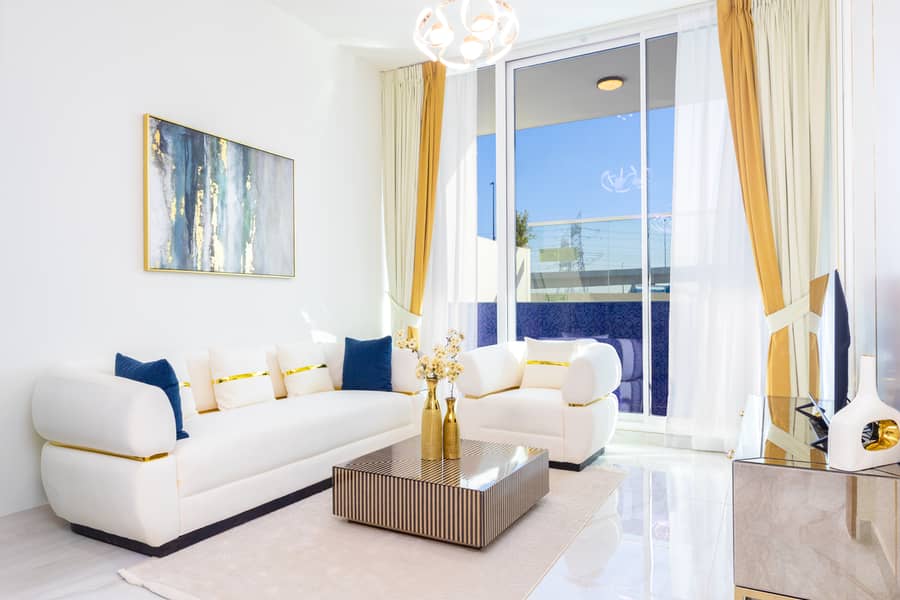 2 5 living room. JPG