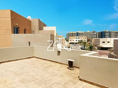 Single Row 5 BR Villa with Extended Garden Single Row 5 BR Villa with Extended Garden