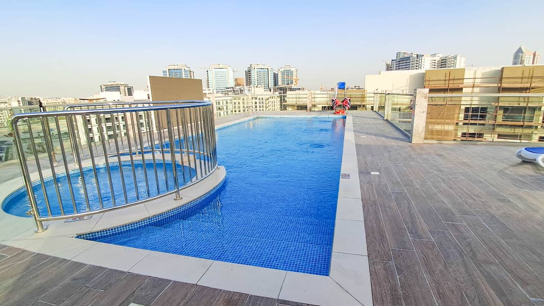 11 Swimming Pool 2. jpg