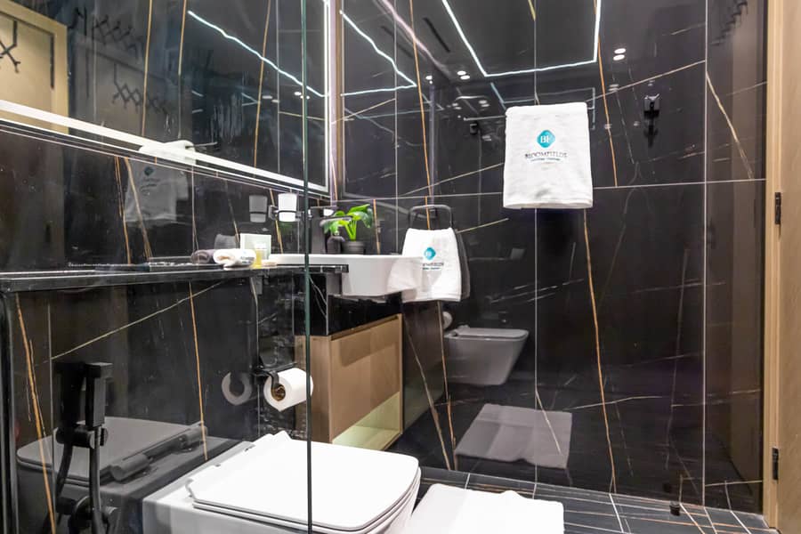8 2nd Washroom 2. jpg