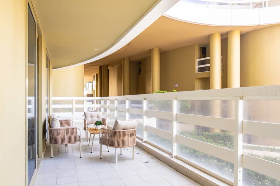17 15 Balcony. jpg