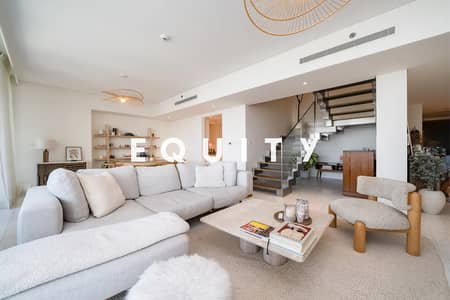 2 Bedroom Flat for Sale in Downtown Dubai, Dubai - Rare Duplex Unit | Vacant | Ideal Location