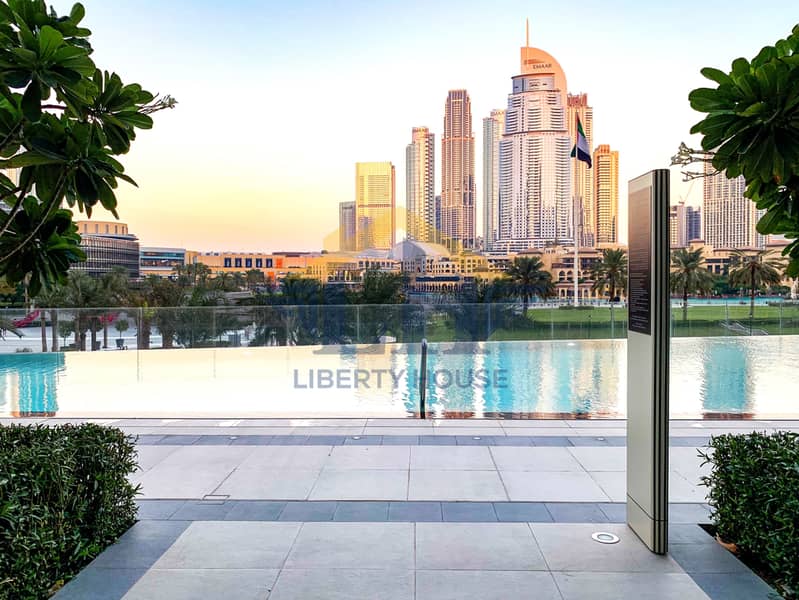 24 Grande 2305 Swimming pool. JPG