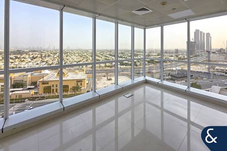 Office for Rent in Jumeirah Lake Towers (JLT), Dubai - Grade A | Panoramic Views | Unfurnished