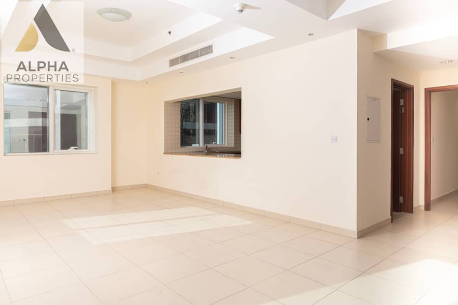 5 0S1A2535 Living Room 3. jpg