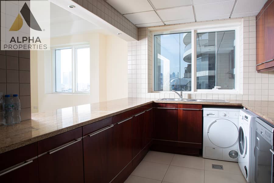 7 0S1A2557 Kitchen 2. jpg