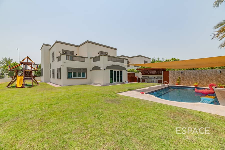 位于朱美拉公园社区,Regional 4 卧室的别墅 13500000 AED - 11493756 位于朱美拉公园社区,Regional 4 卧室的别墅 13500000 AED - 11493756